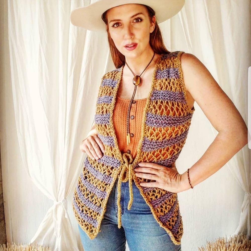 Vintage 70's Crochet Hippie Vest!⭐🌙